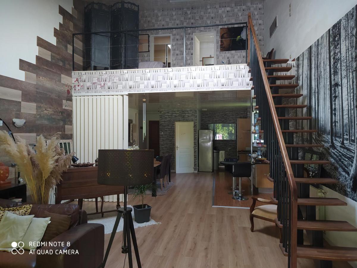 Loft Lägenhet Chaligny Exteriör bild